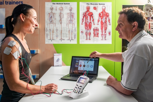 L’électrothérapie pour les kinésithérapeutes : des applications essentielles pour la rééducation L’électrothérapie pour les kinésithérapeutes : des applications essentielles pour la rééducation