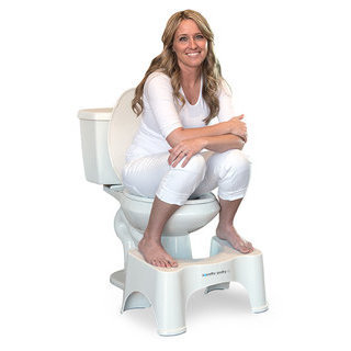 La position idéale aux toilettes avec le tabouret Squatty Potty