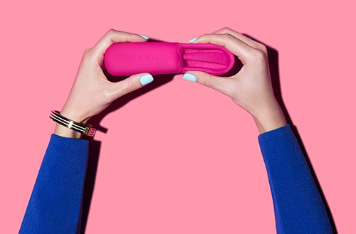 Voici l'etui de la cup menstruelle : Ziggy Cup