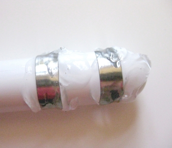 Sonde périnéale avec du gel lubrifiant conducteur